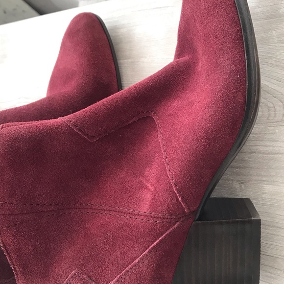 Aldo Burgundy suede ankle boots - Picture 4 of 5